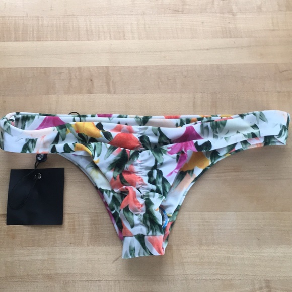 Stone Fox Swim Cai Bottom - Picture 3 of 3